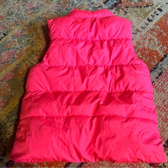 Old navy puffer vest girls size 4T bright pink - Picture 2 of 6
